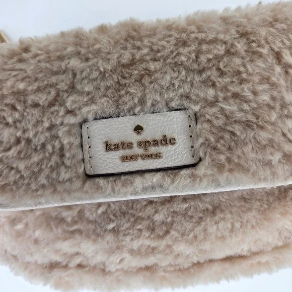 Kate Spade New York Faux Shearling Belt Bag White Leather Tan Stripe K4447 - Picture 3 of 5